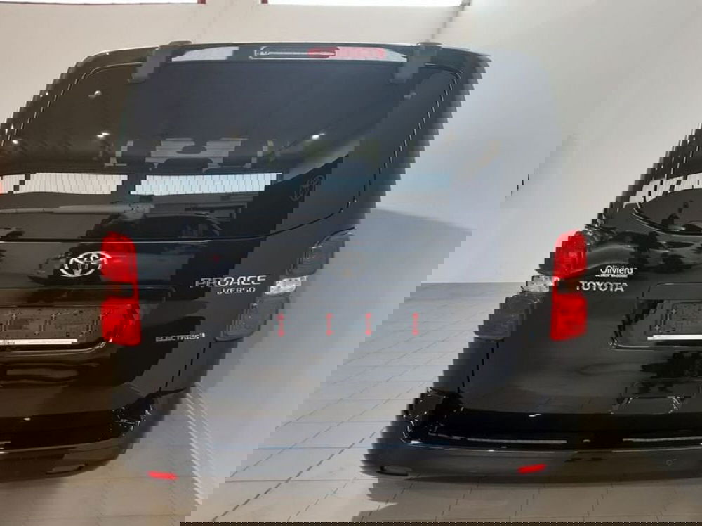 Toyota Proace Verso nuova a Vicenza (7)