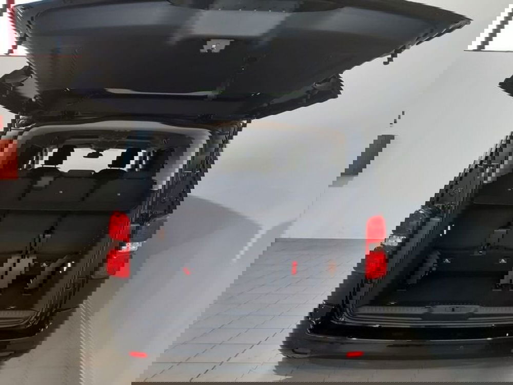 Toyota Proace Verso nuova a Vicenza (9)