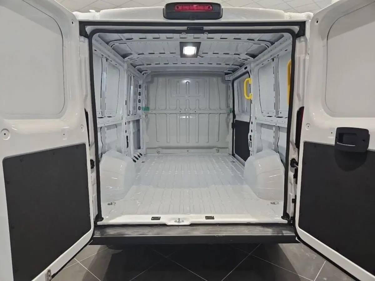 Toyota Proace Max Furgone nuova a Vicenza (6)