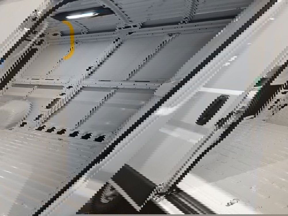 Toyota Proace Max Furgone nuova a Vicenza (7)