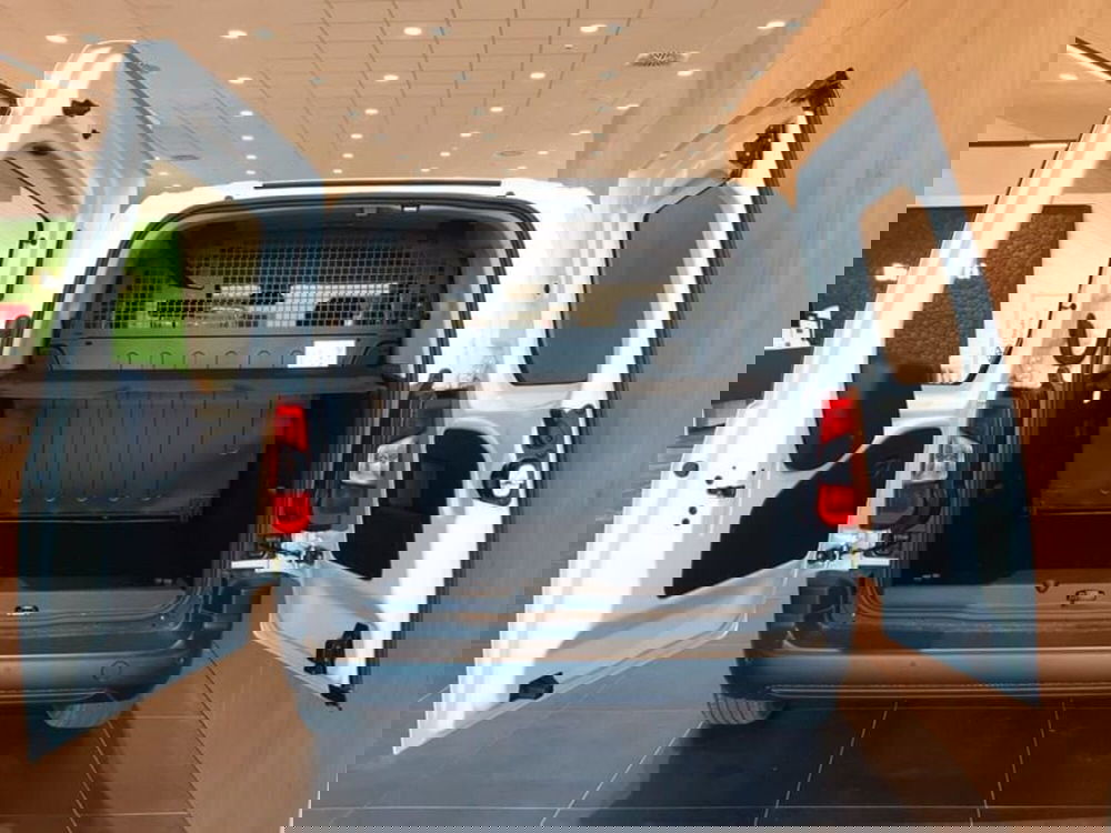 Toyota Proace City Verso nuova a Vicenza (10)