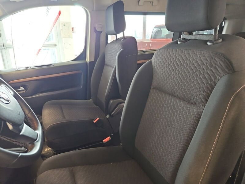 Toyota Proace Verso nuova a Vicenza (11)
