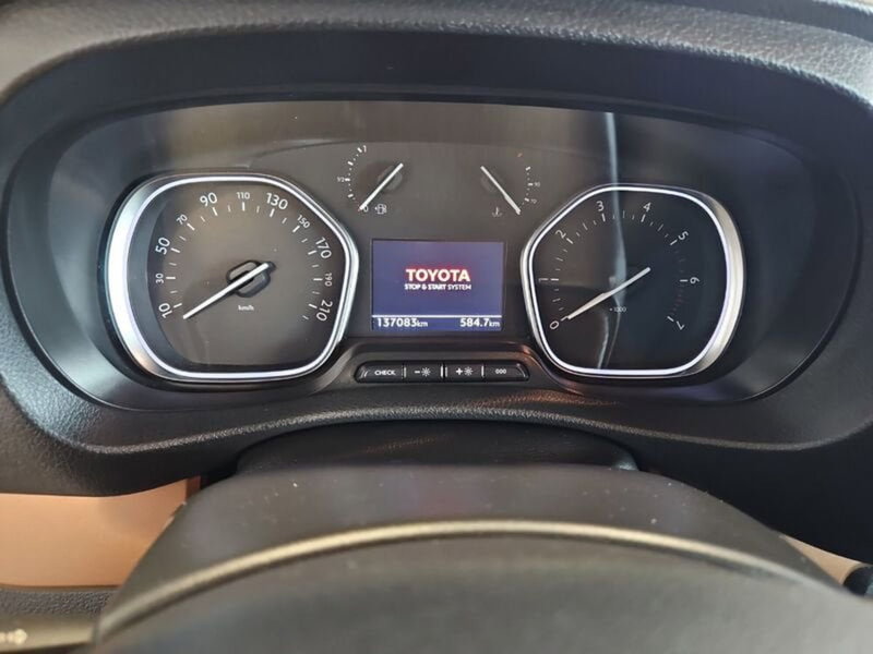 Toyota Proace Verso nuova a Vicenza (12)