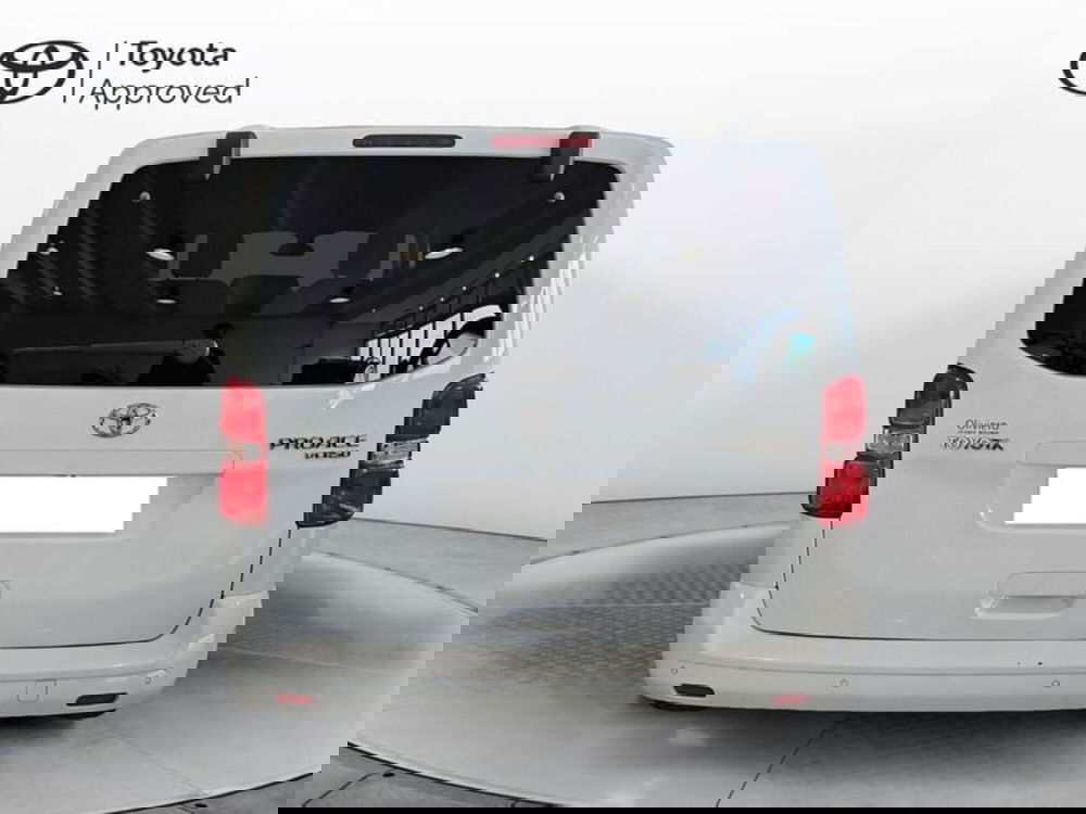 Toyota Proace Verso nuova a Vicenza (4)