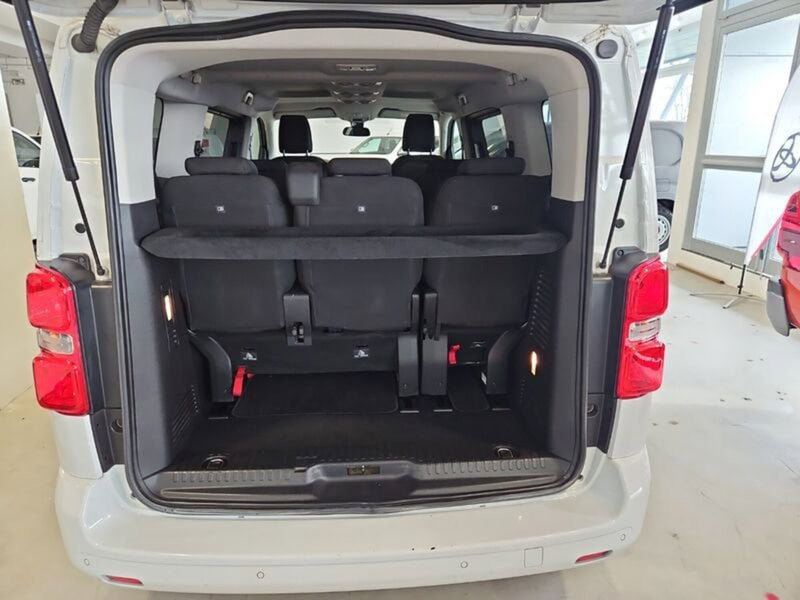 Toyota Proace Verso nuova a Vicenza (6)