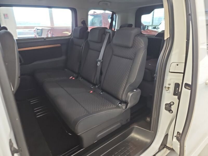 Toyota Proace Verso nuova a Vicenza (9)