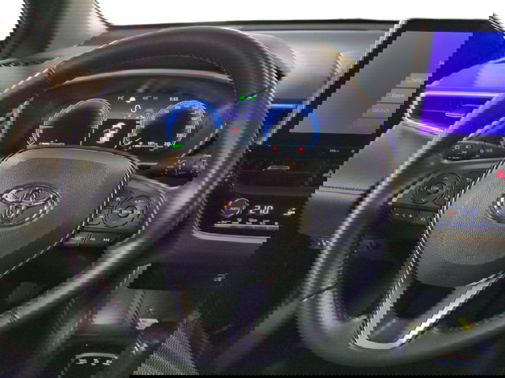 Toyota Corolla Cross Hybrid usata a Milano (14)