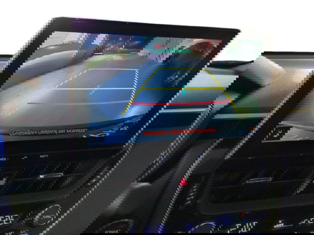 Toyota Corolla Cross Hybrid usata a Milano (17)