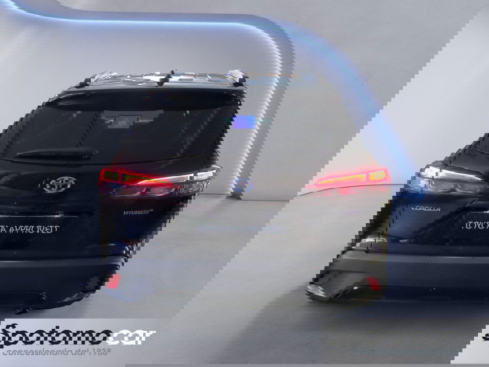 Toyota Corolla Cross Hybrid usata a Milano (5)