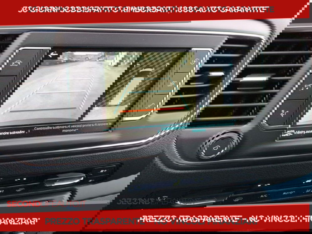 Peugeot Traveller usata a Roma (13)