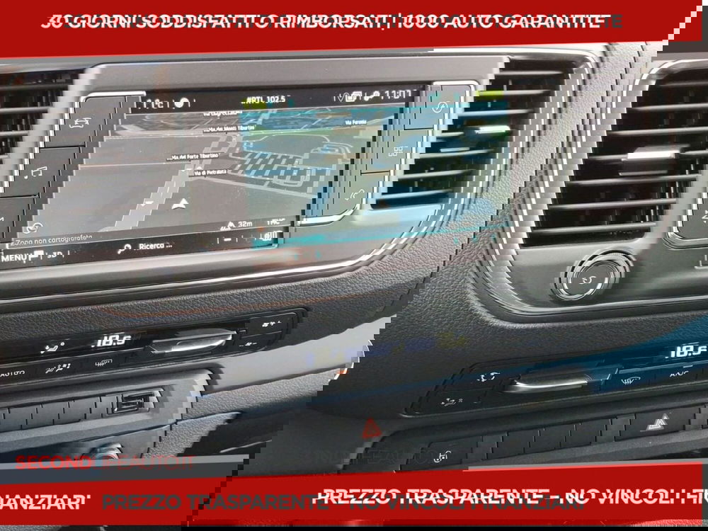 Peugeot Traveller usata a Roma (14)