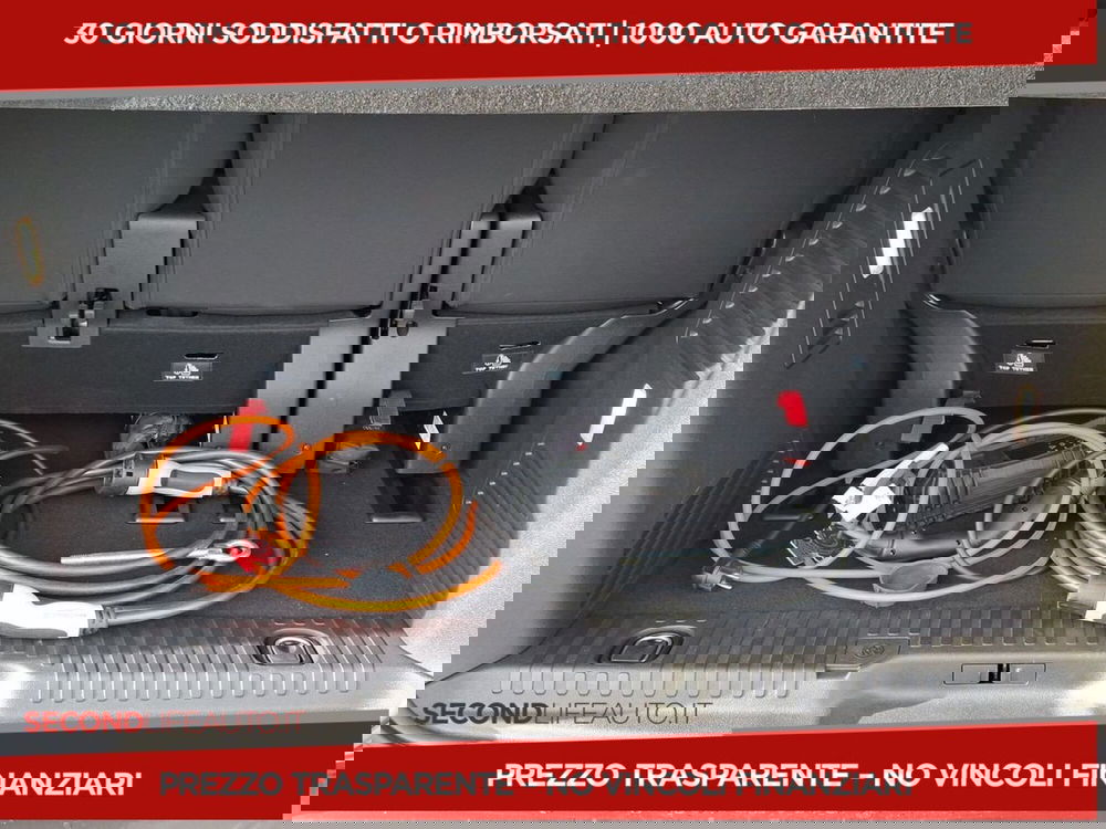 Peugeot Traveller usata a Roma (17)