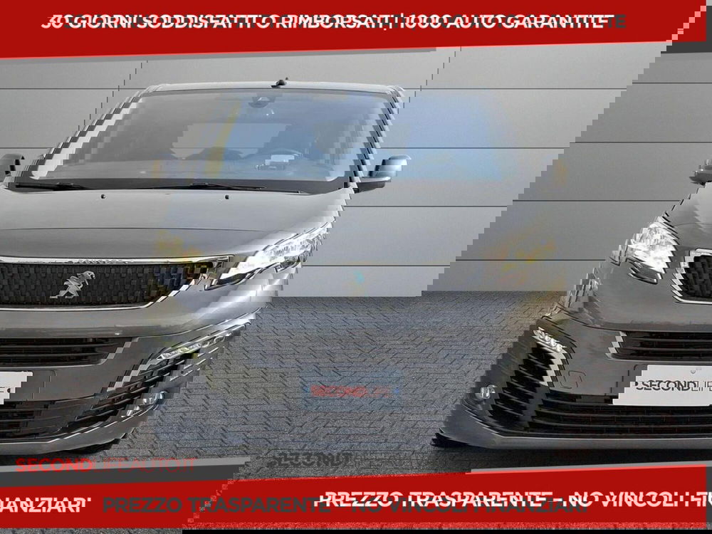 Peugeot Traveller usata a Roma (4)