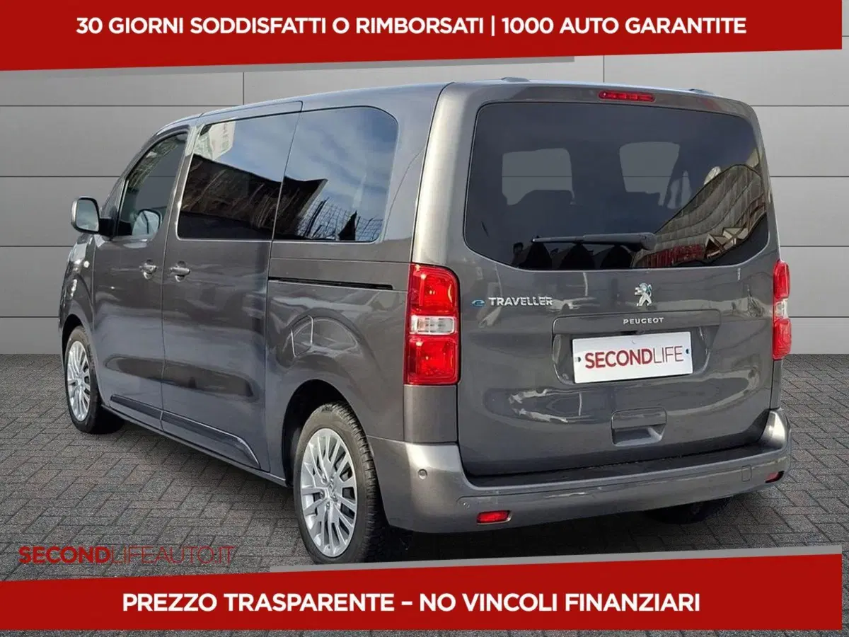 Peugeot Traveller usata a Roma (6)