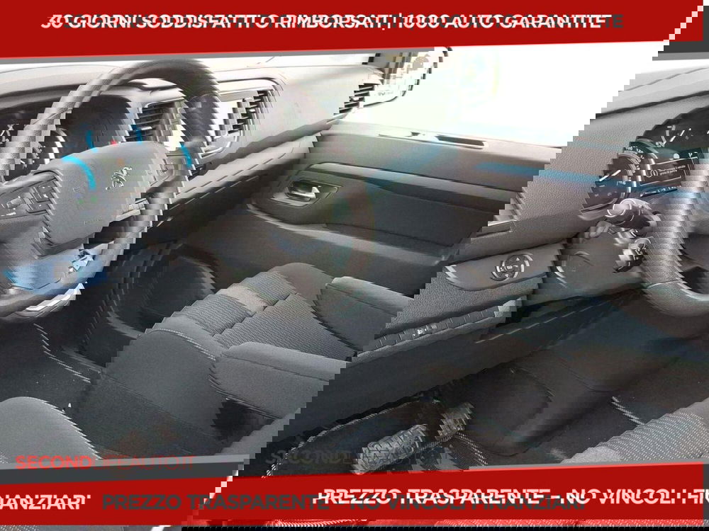 Peugeot Traveller usata a Roma (9)