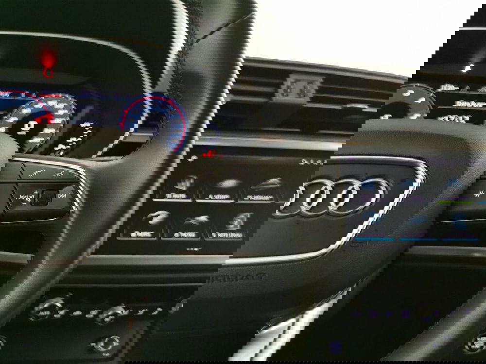 Audi Q3 Sportback usata a Chieti (11)