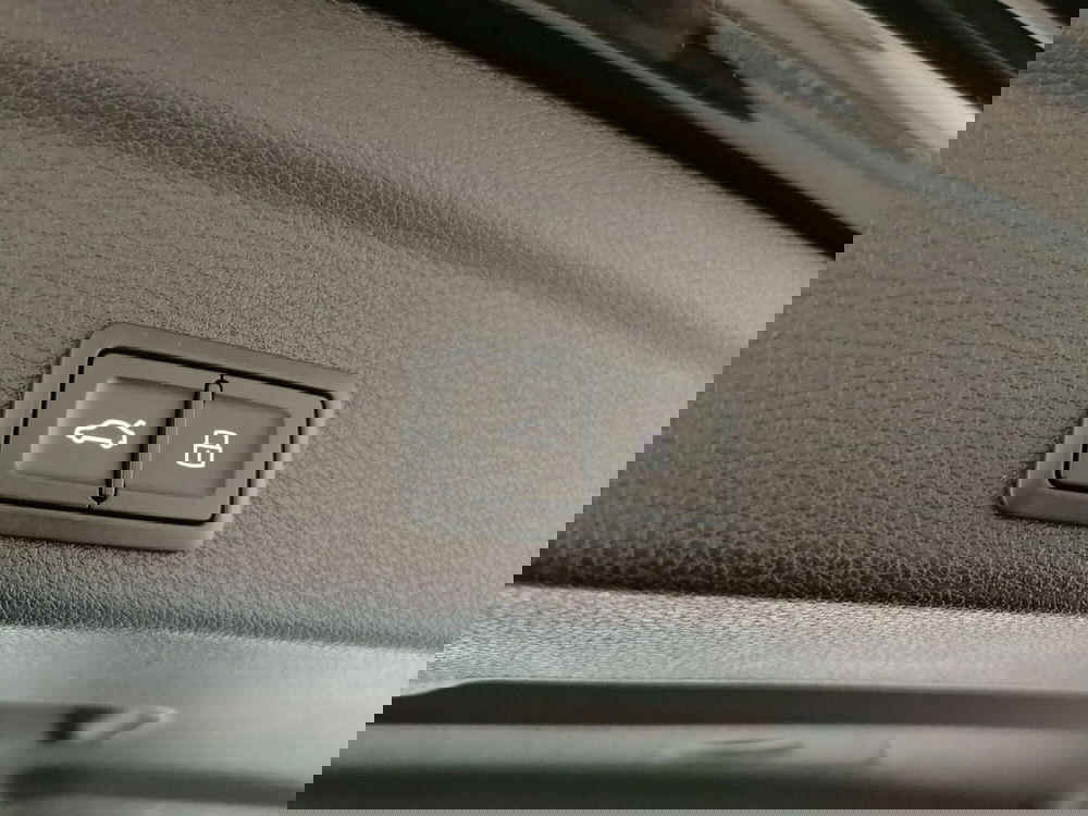 Audi Q3 Sportback usata a Chieti (18)