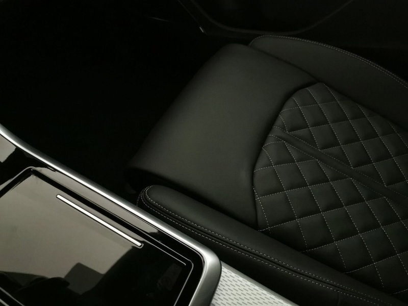 Audi Q8 usata a Chieti (20)