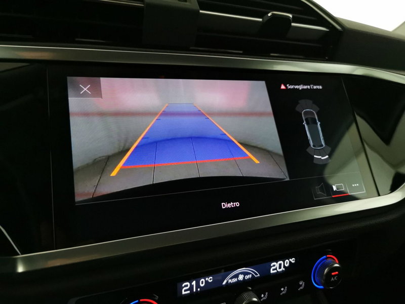 Audi Q3 Sportback usata a Chieti (12)