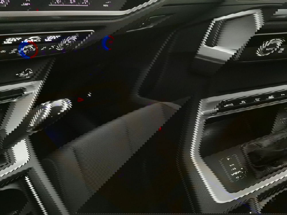 Audi Q3 Sportback usata a Chieti (18)