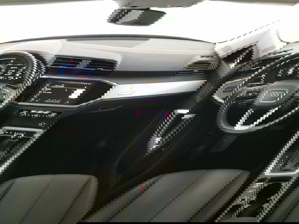 Audi Q3 Sportback usata a Chieti (8)