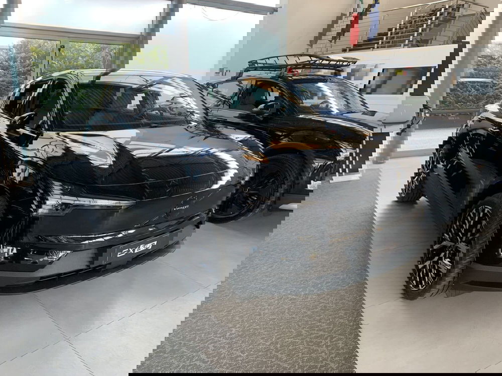 Volvo EX30 nuova a Ferrara (6)