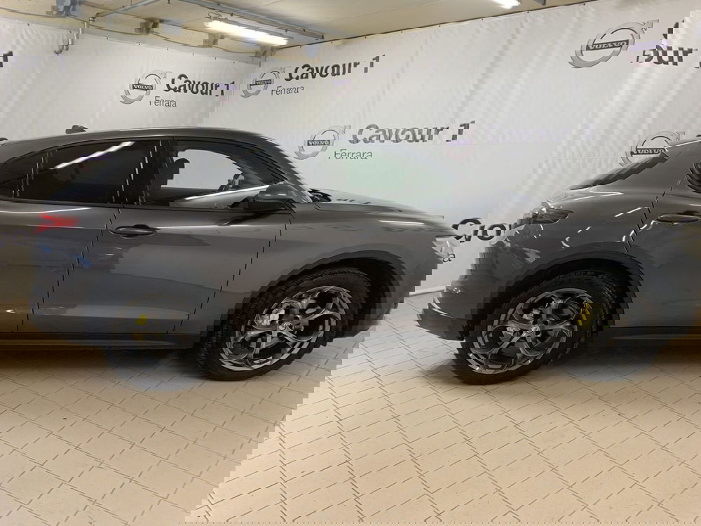 Alfa Romeo Stelvio usata a Ferrara (11)