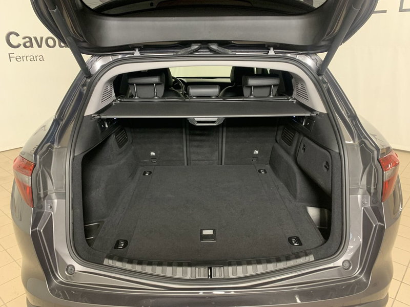 Alfa Romeo Stelvio usata a Ferrara (13)