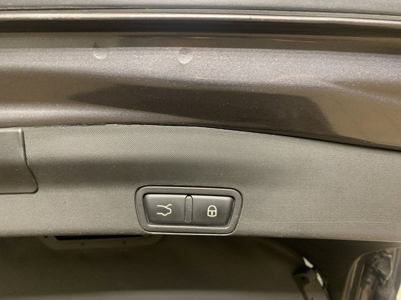 Alfa Romeo Stelvio usata a Ferrara (14)