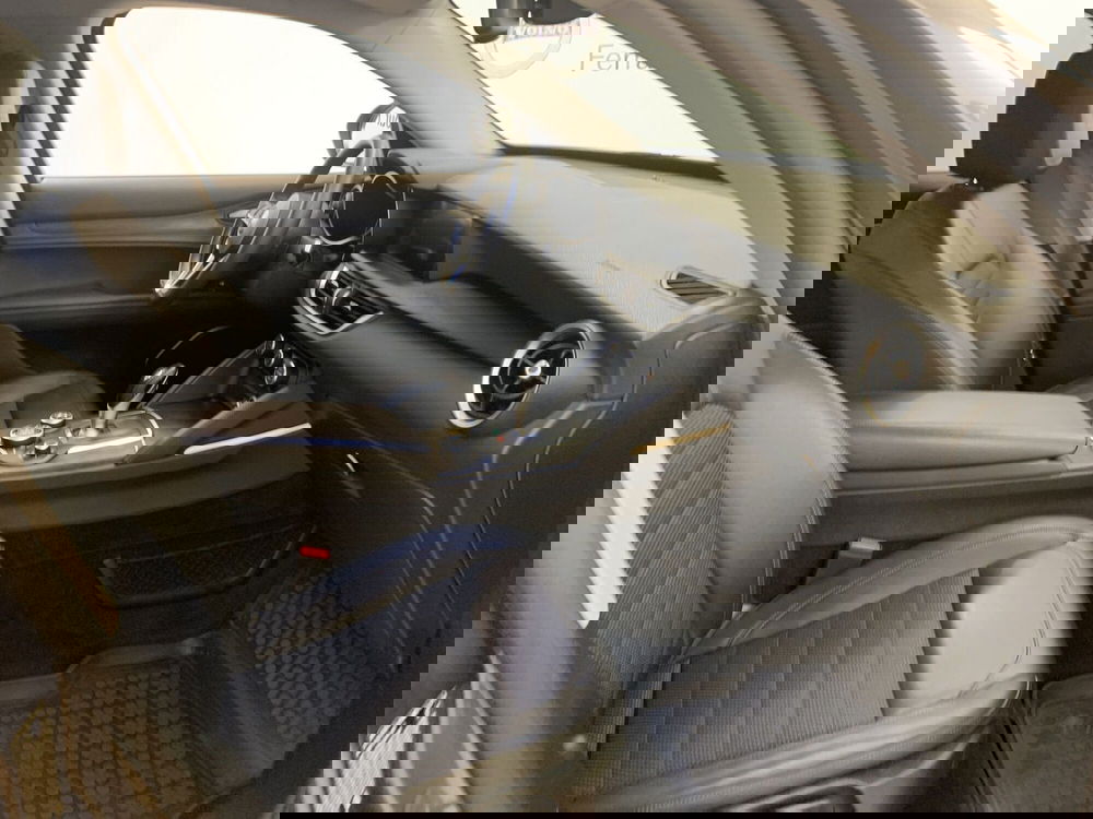 Alfa Romeo Stelvio usata a Ferrara (18)