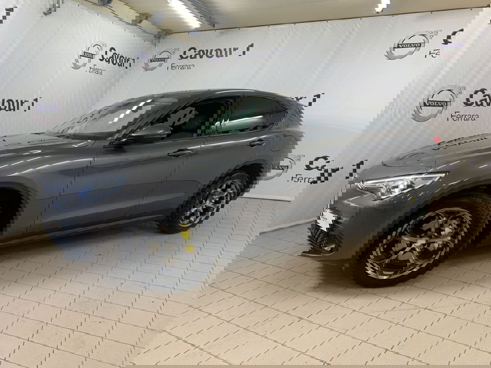 Alfa Romeo Stelvio usata a Ferrara (3)