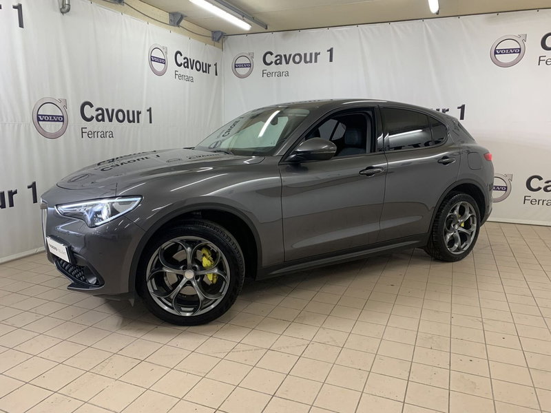Alfa Romeo Stelvio usata a Ferrara (5)