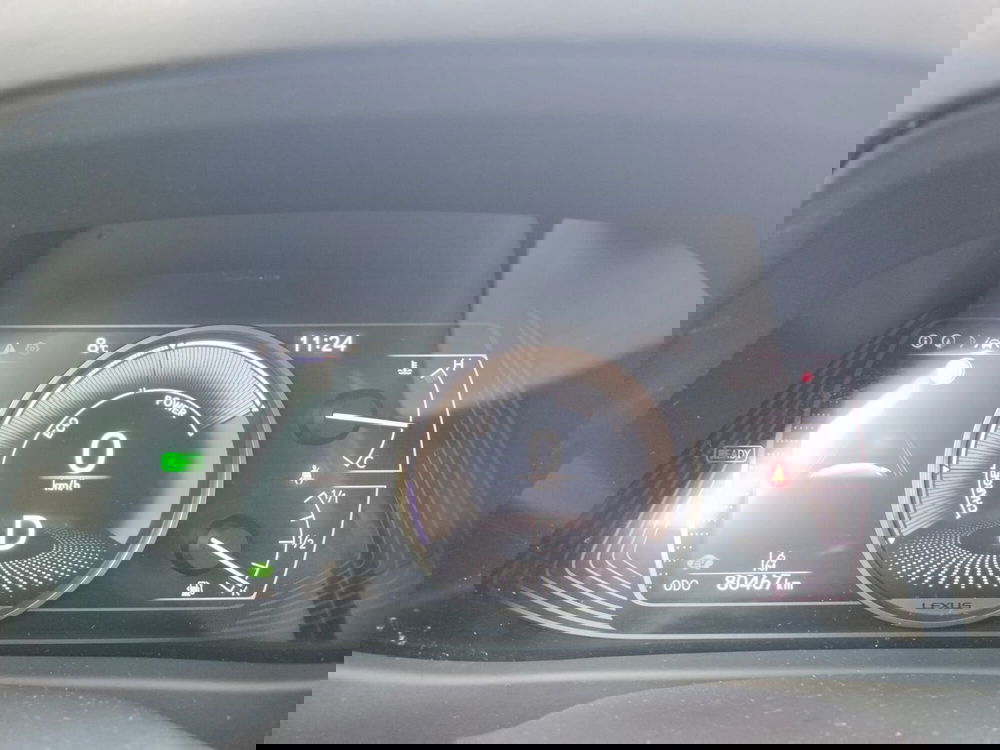 Lexus UX usata a Modena (6)