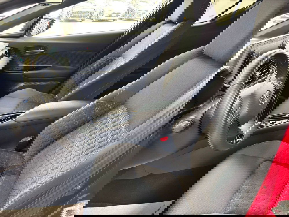 Toyota Toyota C-HR usata a Modena (11)