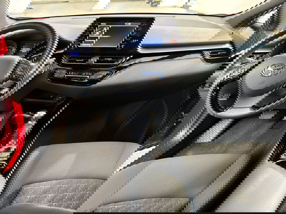 Toyota Toyota C-HR usata a Modena (14)