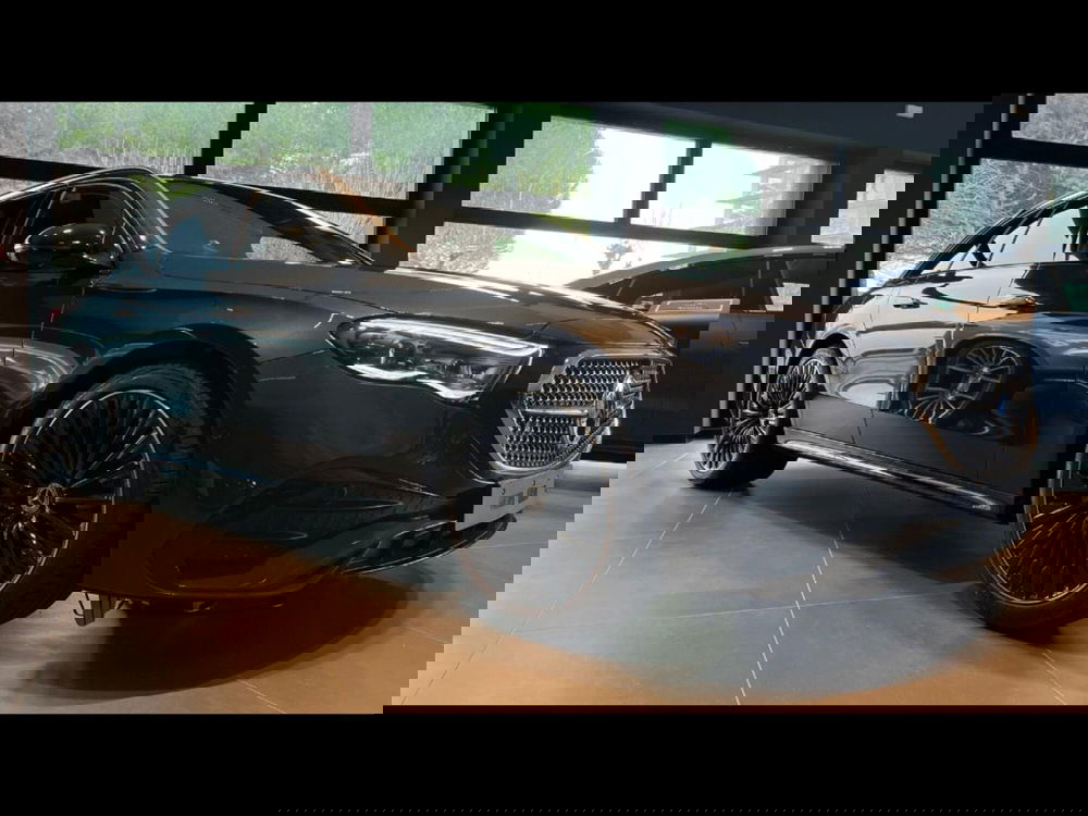 Mercedes-Benz Classe E Station Wagon nuova a Pisa