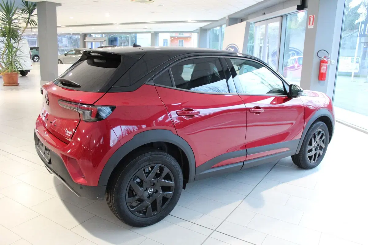 Opel Mokka nuova a Cremona (5)