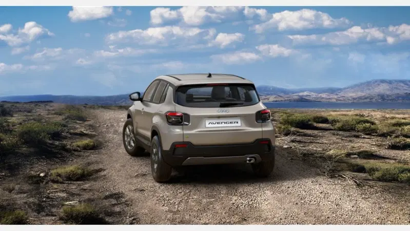 Jeep Avenger nuova a Firenze (2)