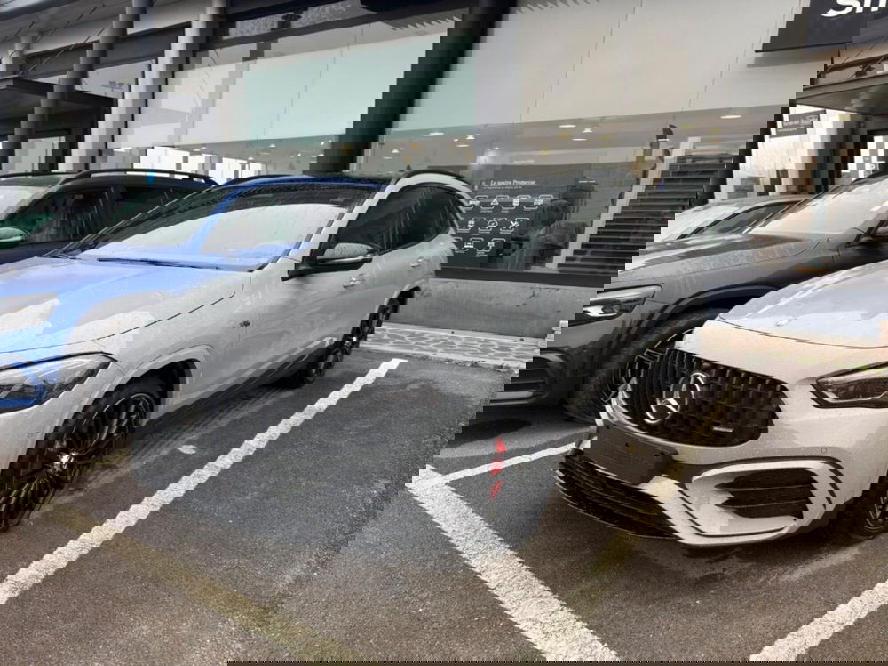 Mercedes-Benz GLA SUV nuova a Firenze (6)