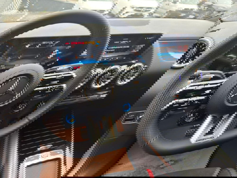 Mercedes-Benz GLA SUV nuova a Firenze (7)