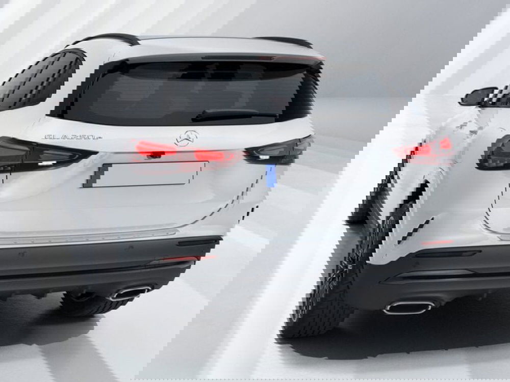 Mercedes-Benz GLA SUV nuova a Siena