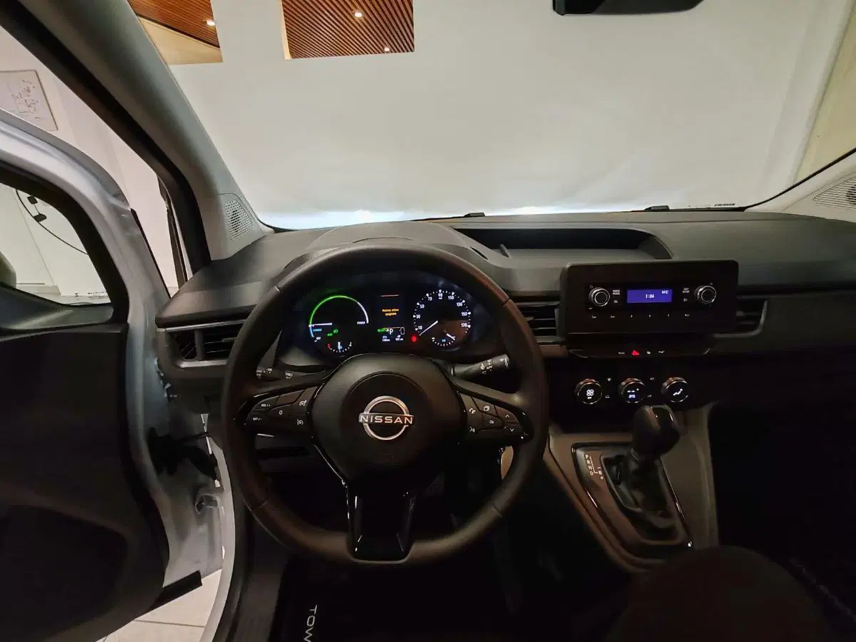 Nissan Townstar nuova a Como (8)