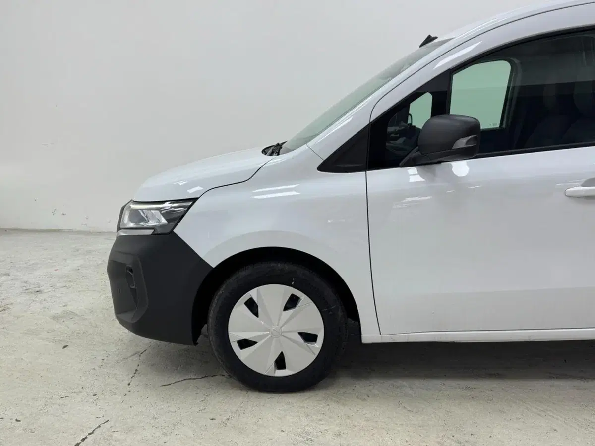 Nissan Townstar nuova a Como (8)