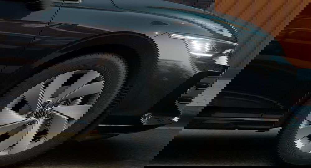 Volkswagen Golf Variant nuova a Bologna (10)