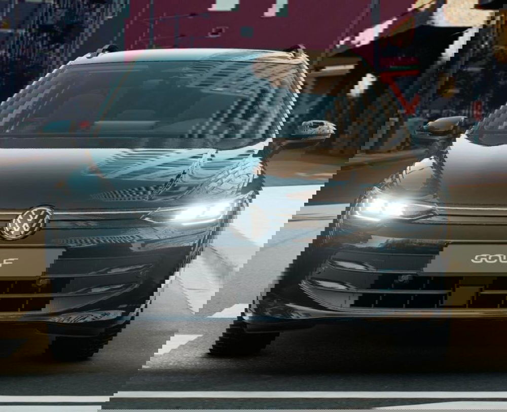 Volkswagen Golf Variant nuova a Bologna (5)