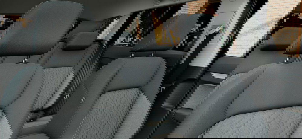 Volkswagen Golf Variant nuova a Bologna (8)