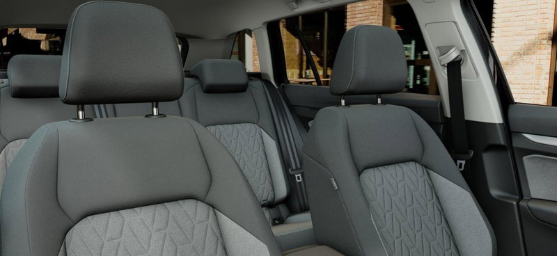 Volkswagen Golf Variant nuova a Bologna (8)