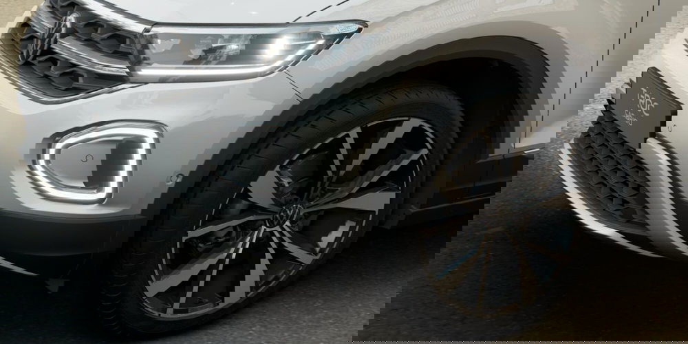 Volkswagen T-Roc Cabrio nuova a Bologna (11)