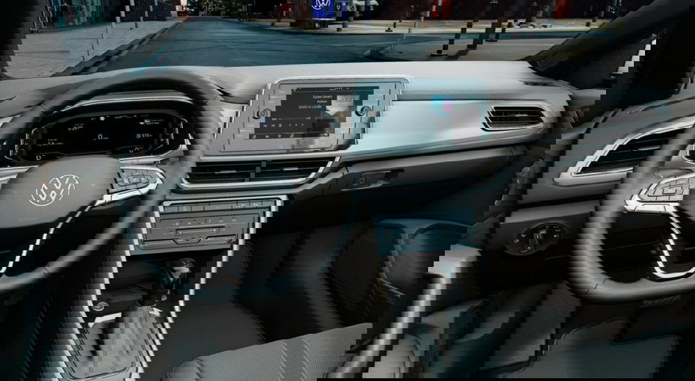 Volkswagen T-Roc Cabrio nuova a Bologna (6)