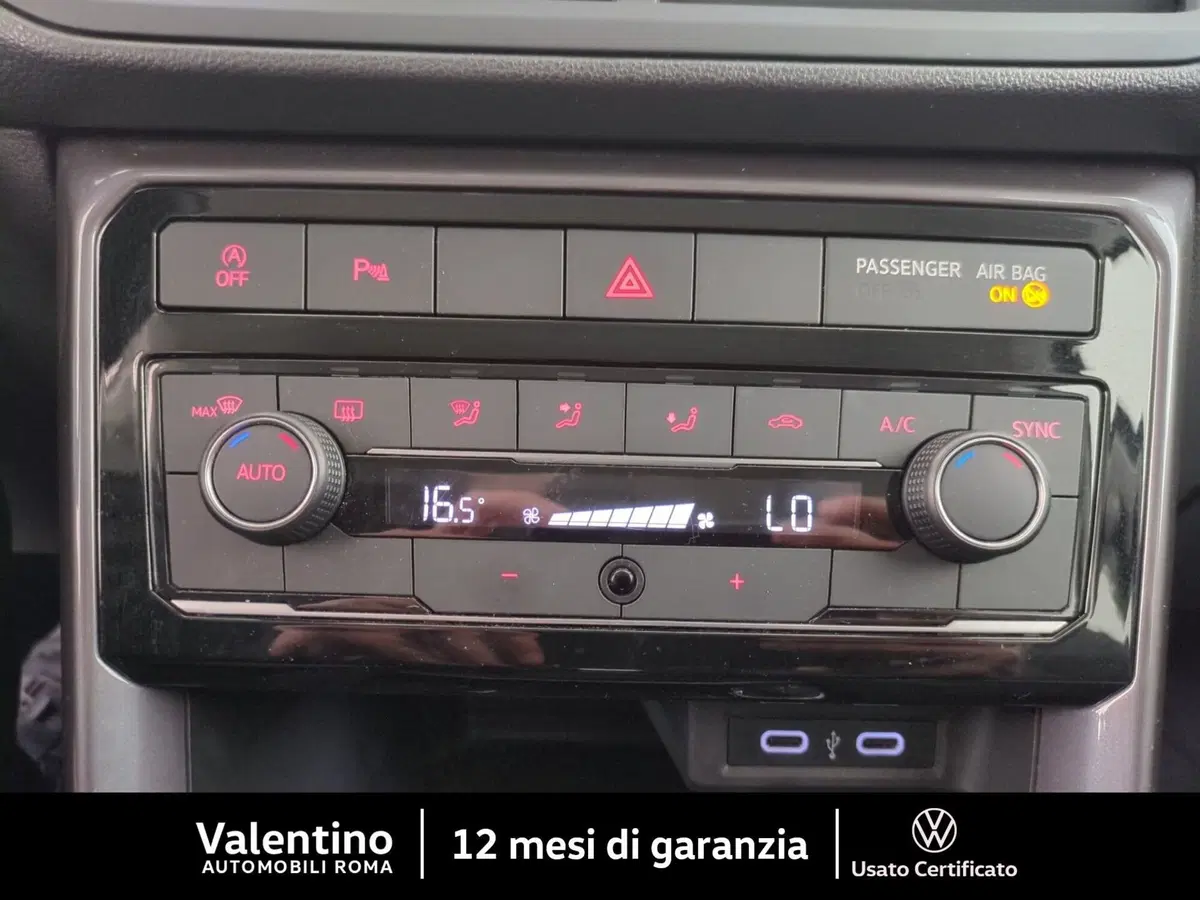 Volkswagen T-Cross usata a Roma (17)